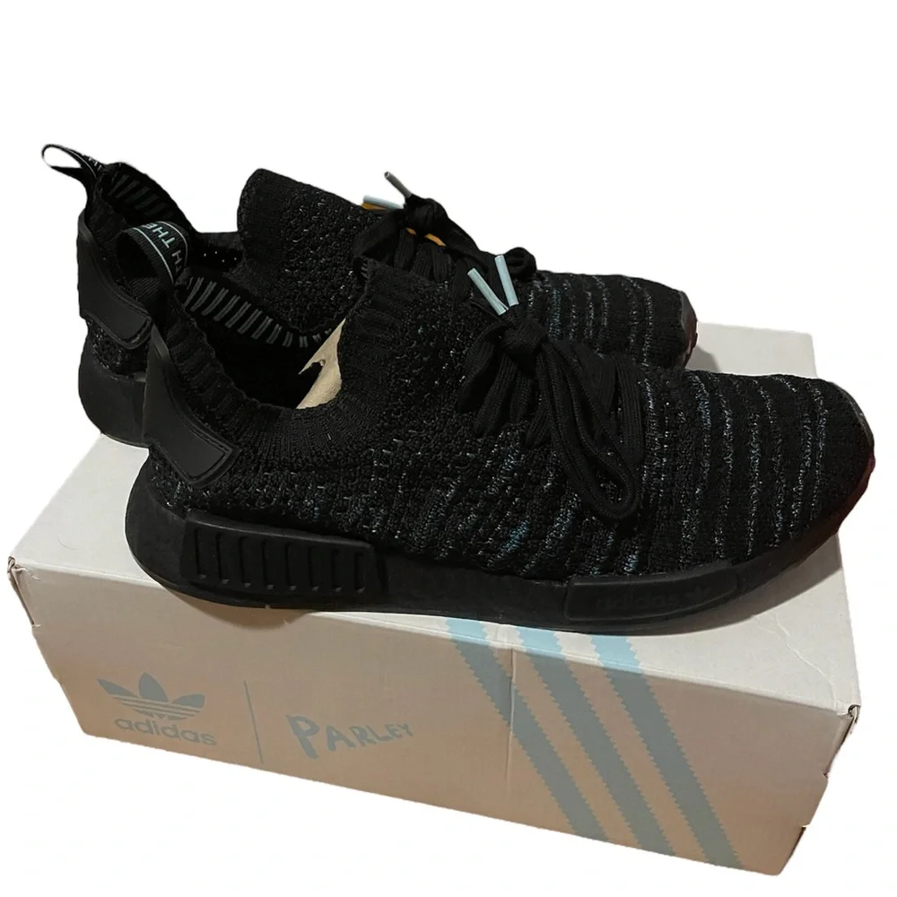 Men’s 9 1/2 NMD_R1 STLT Parley PK - Picture 9 of 16
